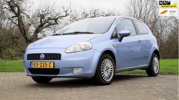 Fiat Punto - 1.2-16V SportSound - 1