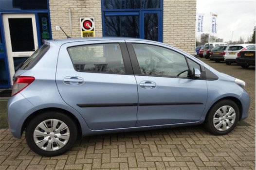 Toyota Yaris - 1.3 VVT-i Aspiration --Nieuw staat - 1