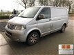 Volkswagen Transporter - 2.5TDI 96KW AUT AC ALU ‘07 - 1 - Thumbnail