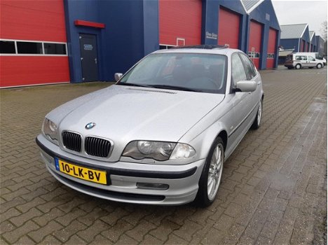 BMW 3-serie - 330d Executive Super netjes - 1