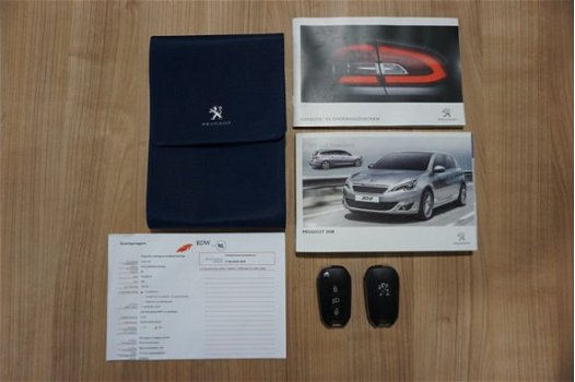 Peugeot 308 SW - 1.6 BlueHDI 120pk Blue Lease Executive + Navigatie + PDC + Trekhaak - 1