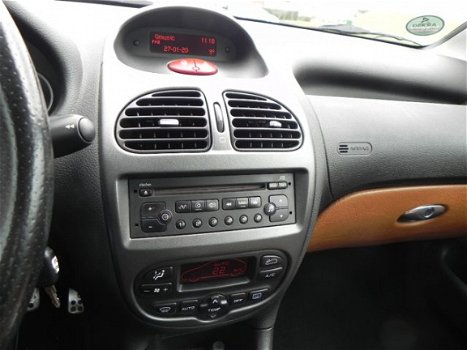 Peugeot 206 CC - 1.6-16V Roland Garros JBL Airco/Leer - 1