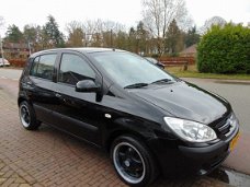 Hyundai Getz - 1.1i Active Young 5 Deurs. Stuurbekrachtiging / Elec.Pakket / 15-Inch Lm Velgen Distr