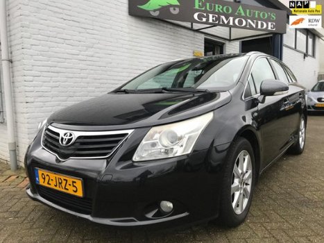 Toyota Avensis Wagon - 2.2 D-4D Dynamic AUTOMAAT CLIMA NAVI - 1