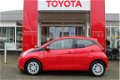 Toyota Aygo - 1.0 VVT-i x-play CARPLAY/ AIRCO/ BLUETOOTH/ CAMERA - 1 - Thumbnail