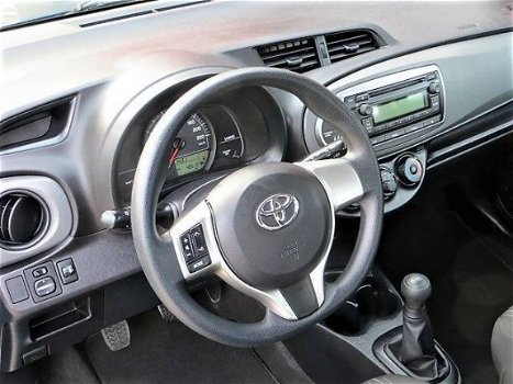 Toyota Yaris - 1.0 VVT-i NOW - 1