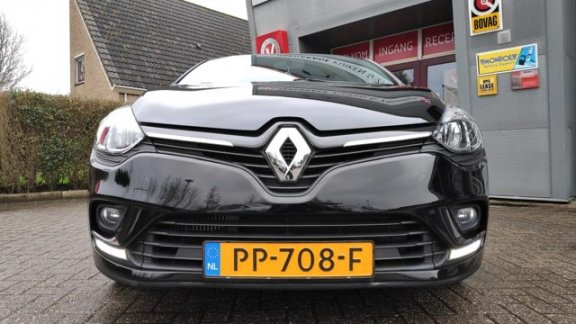 Renault Clio - 1.2 TCe Limited 120PK Rijklaar - 1