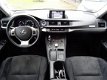 Lexus CT 200h - Hybrid Executive / Navigatie / Led / Parkeersensoren / Cruise Control / Parkeercamer - 1 - Thumbnail