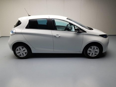 Renault Zoe - Q210 Zen Quickcharge 22 kWh (ex Accu) Navi, Airco ecc, Cruise Control ( batterij huur - 1