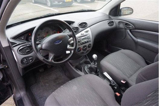 Ford Focus - 2.0-16V Centennial Sport Edition 130PK Airco Voorruitverwarming *Meeneemprijs + Nieuwe - 1