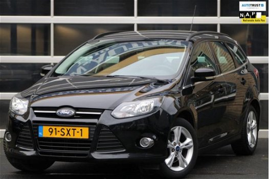 Ford Focus Wagon - 1.6-16V Titanium Navigatie Airco 3-6-12 M Garantie - 1