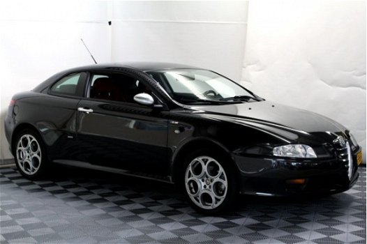 Alfa Romeo GT - 1.8 T.Spark 140pk Distinctive incl NAP BOSE LEDER CRUISE ECC '05 - 1