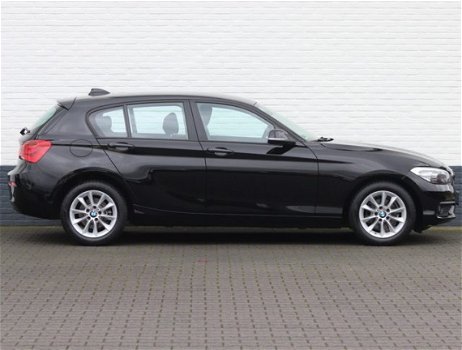 BMW 1-serie - 116i Centennial Executive LED Climate 34613 km - 1