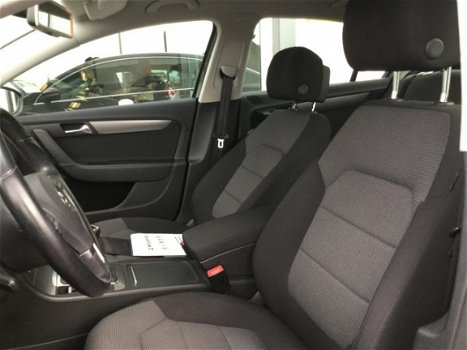 Volkswagen Passat - 1.4 TSI Comfort Executive Line BlueMotion / NAVI/ CRUISE/ TREKHAAK/ CLIMATE CONT - 1