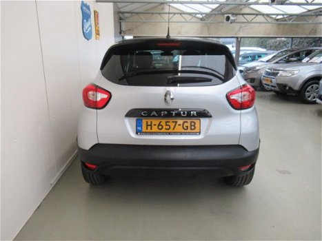 Renault Captur - 1.2 TCe { 4 CILINDER } Dynamique *NAVI*AC*LICHT-METAAL - 1