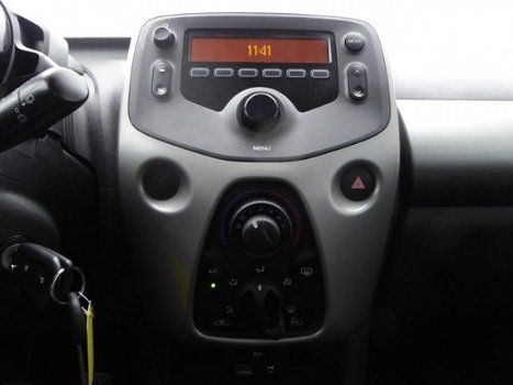 Peugeot 108 - 1.0 e-VTi Active 5drs. Airco, Bluetooth, 82.000km NAP - 1