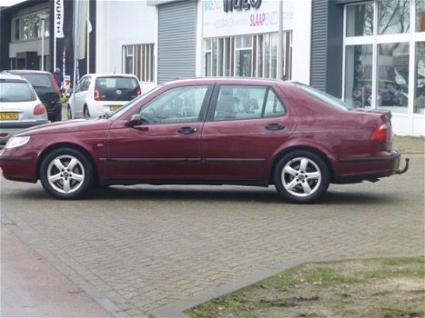 Saab 9-5 - 2.3t Vector word geleverd met een nieuwe apk - 1