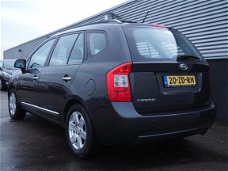 Kia Carens - 2.0 CVVT 5ZIT XECUTIVE