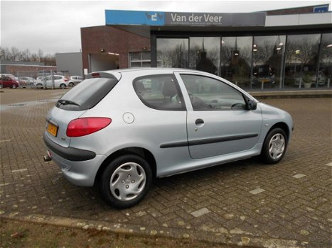 Peugeot 206 - 1.4 XT Automaat - 1