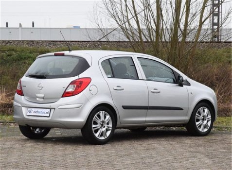 Opel Corsa - 1.4-16V Edition / 1e eigenaar / bekende historie / airco / cruise / extra set winterban - 1