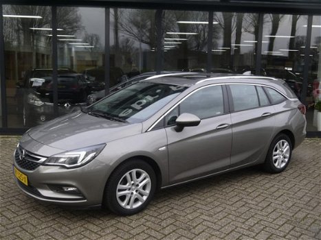 Opel Astra Sports Tourer - 1.4T 150pk Automaat *Navi*Camera*Schuifdak - 1