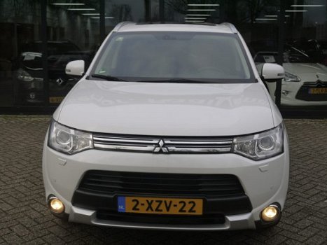 Mitsubishi Outlander - 2.0 PHEV Instyle X-Line*Navi*Camera*Xenon*Schuifdak*EX.BTW - 1