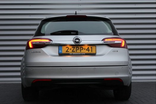 Opel Insignia Sports Tourer - 2.0 CDTI 131PK COSMO AUTOMAAT / NAVI / LEDER / XENON / CLIMA / LED / A - 1