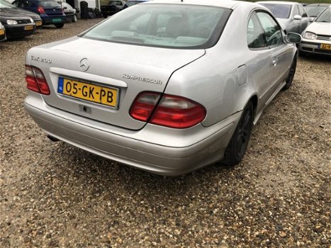 Mercedes-Benz CLK-klasse Coupé - 200 K. Elegance - 1