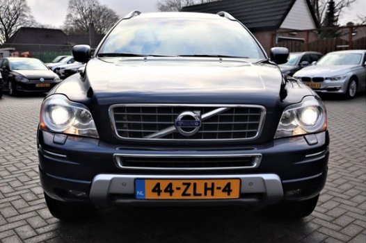 Volvo XC90 - 2.4 D5 Limited Edition | 7 persoons |Navigatie | Schuifdak | Automaat | Xenon | Trekhaa - 1