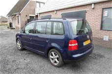 Volkswagen Touran - 1.6-16V FSI Athene