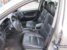 Volvo V70 - D5 AUT./ LEDER / APK