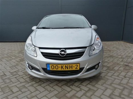 Opel Corsa - 1.4-16V Cosmo OPC Look - 1