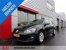 Volkswagen Golf - 1.0 TSI Business Edition Connected