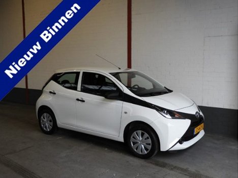 Toyota Aygo - 5-drs 1.0 VVT-i X-Now AIRCO/CRUISE - 1