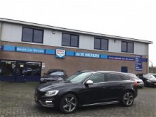 Volvo V60 - 2.4 D6 AWD PLUG-IN R-DESIGN