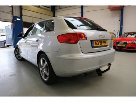 Audi A3 Sportback - 1.6 FSI Ambition - 1