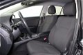 Toyota Avensis Wagon - 1.8 VVTi Business | Navigatie | Camera | Cruise & Climate Control | Park. Sen - 1 - Thumbnail