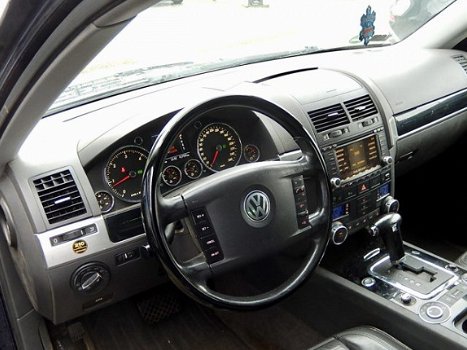 Volkswagen Touareg - 3.0 TDI VAN, leder, xenon, trekhaak, Marge/BTW VRIJ - 1