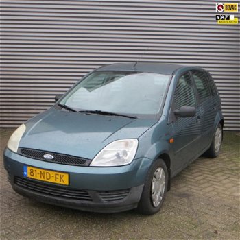 Ford Fiesta - 1.4-16V Ghia . Automaat. o.a. Airco en Radio/CD - 1