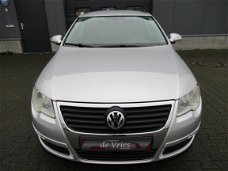 Volkswagen Passat Variant - 2.0 FSI Comfortline / Clima / Cruise / Pdc / Afn. Trekhaak