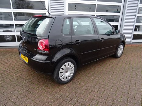 Volkswagen Polo - 1.4-16V Comfortline Airco - 1