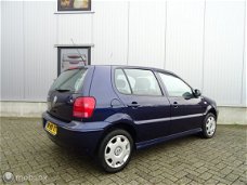 Volkswagen Polo - 1.4-16V Highline * 5 Drs & Bwj 2002