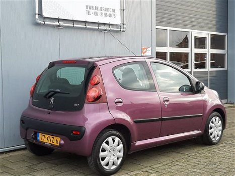 Peugeot 107 - 1.0 Envy Airco/Carkit/5-deurs - 1