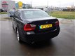 BMW 3-serie - 320i Dynamic Executive Climate, Cruise, LMV, PDC, Garantie, Rijklaarprijs, - 1 - Thumbnail