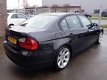 BMW 3-serie - 320i Dynamic Executive Climate, Cruise, LMV, PDC, Garantie, Rijklaarprijs, - 1 - Thumbnail