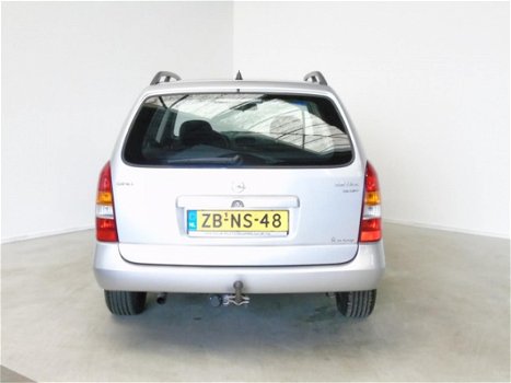 Opel Astra Wagon - 1.6-16V Club - 1