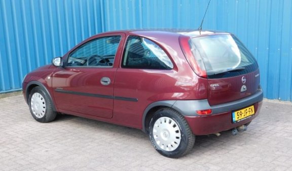 Opel Corsa - 1.4-16V Comfort 