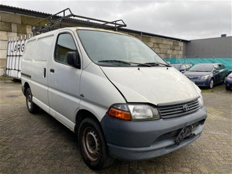 Toyota HiAce - 2.5 D4-D 90 Base - 1