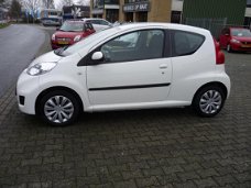 Peugeot 107 - 1.0-12V XS 2010 WEINIG KM ELEKTR. PAKKET