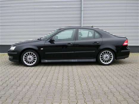 Saab 9-3 Sport Sedan - 1.8i 16V Lineair I NL-Auto I Youngtimer I LPG-G3 I C - 1